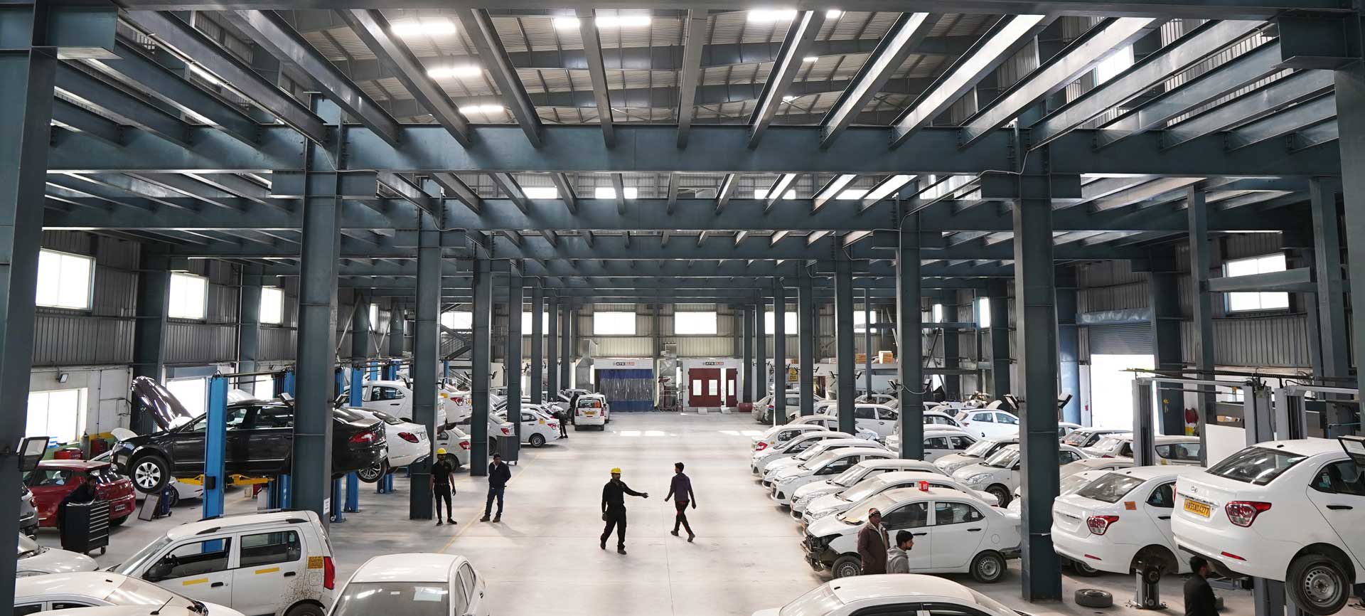 RSG Motors is Largest Multi-Brand car garage in Delhi NCR,